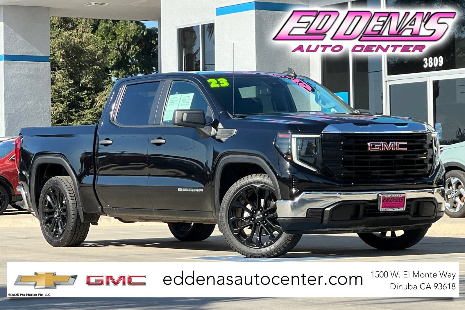 2023 GMC Sierra 1500 Pro in Onyx Black — front three-quarter view