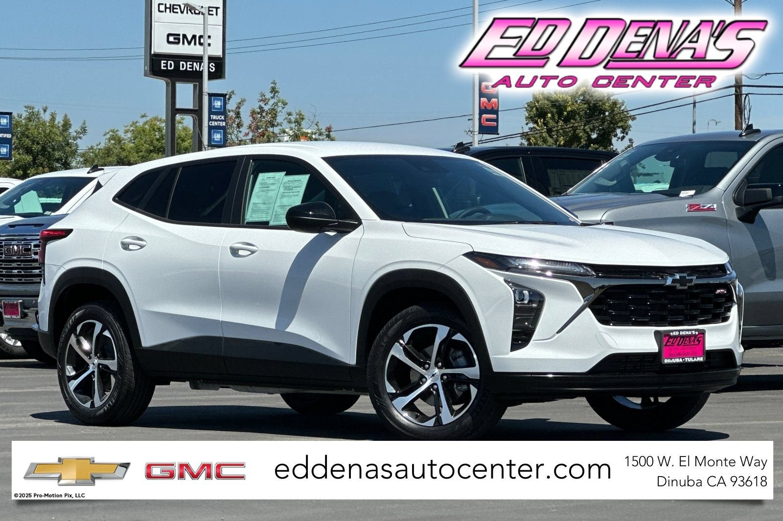 2026 Chevrolet Trax 1RS in Summit White — front three-quarter view