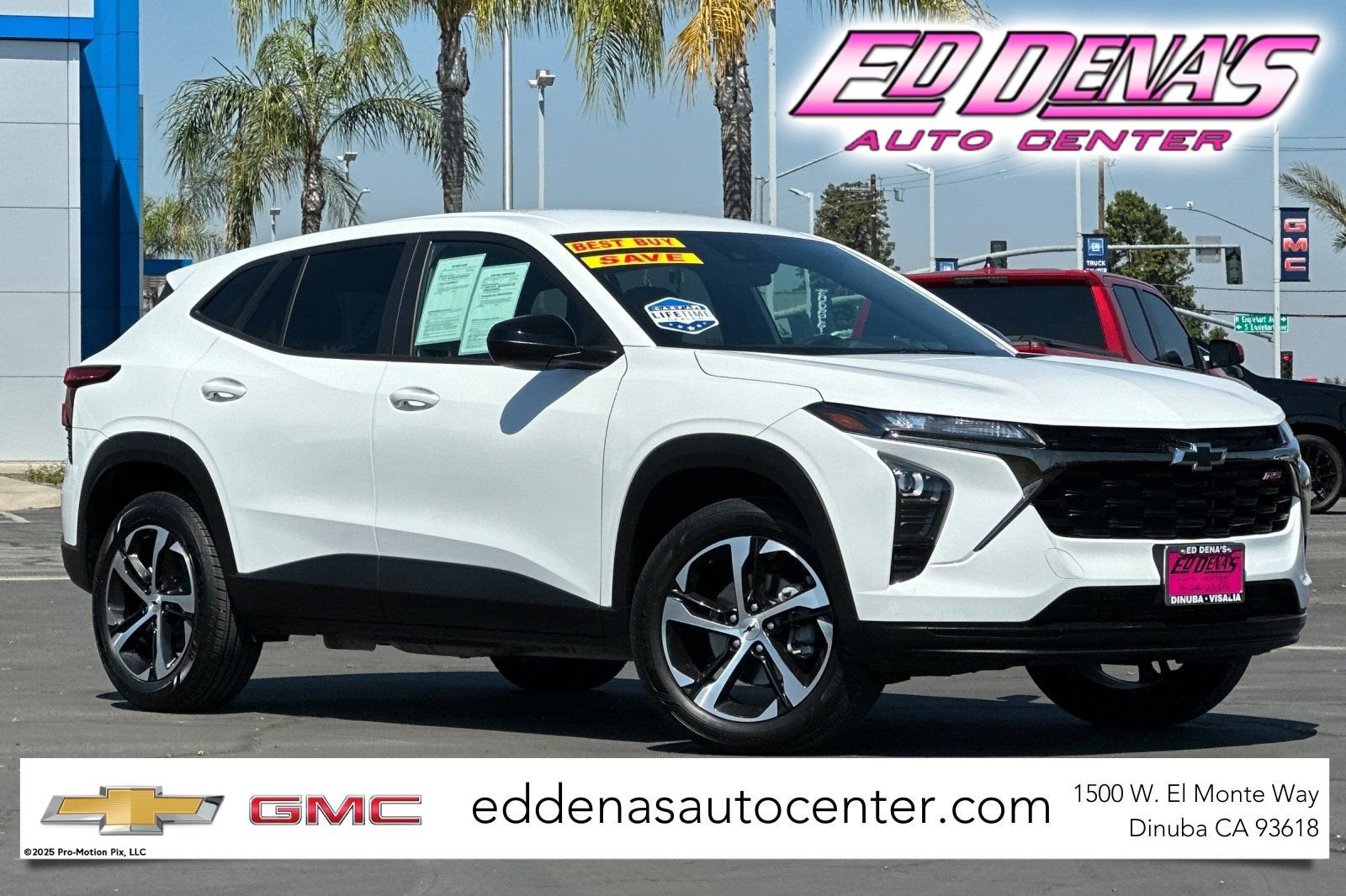 2026 Chevrolet Trax 1RS in Summit White — front three-quarter view