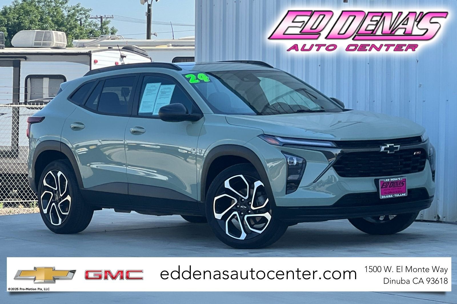 2024 Chevrolet Trax 2RS in Cacti Green — front three-quarter view