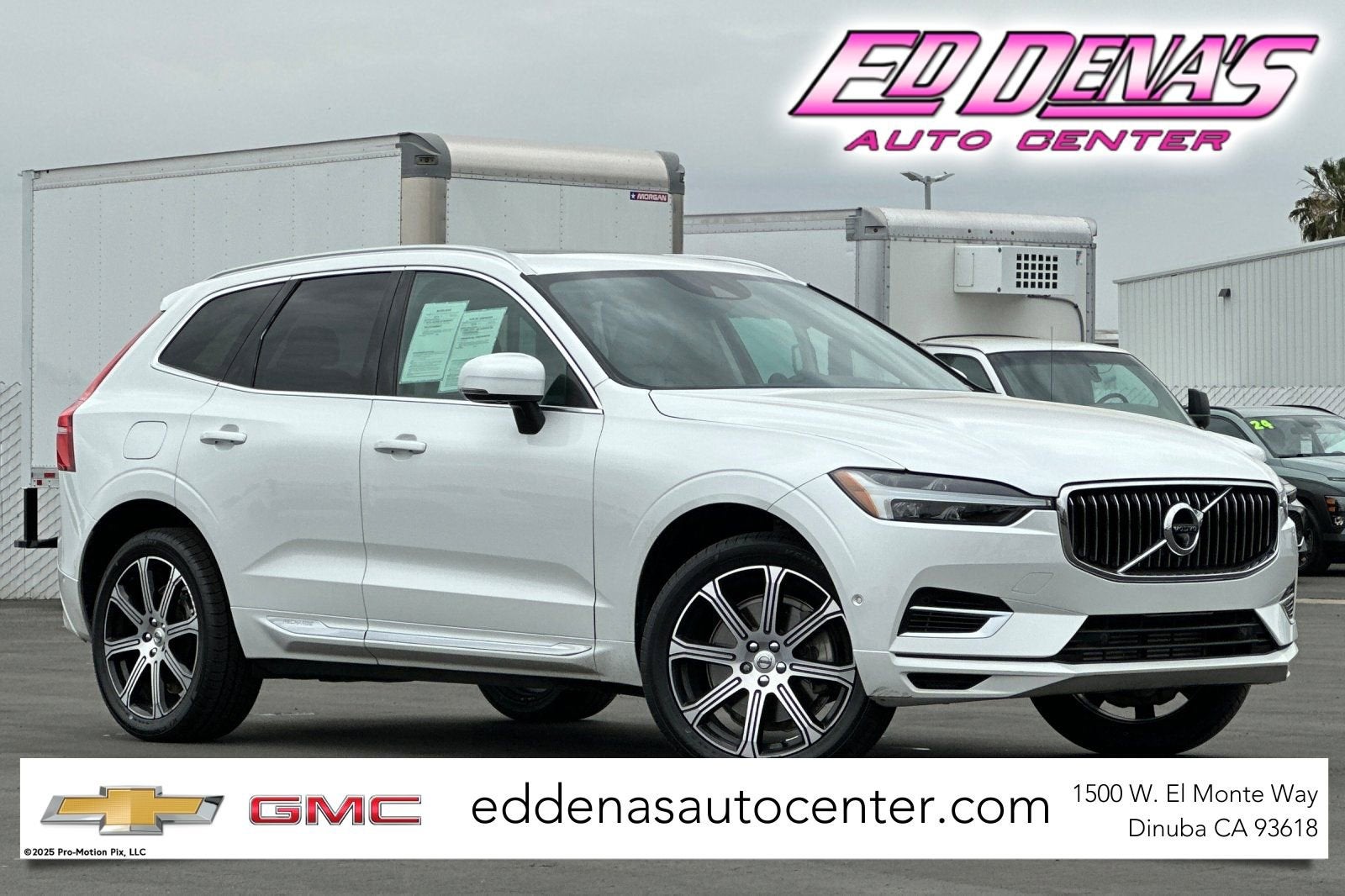 2021 Volvo XC60 Inscription Expression in White — front three-quarter view